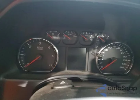 2014 Chevrolet Silverado C1500 z USA, uszkodzony, nr VIN 1GCRCPEH1EZ334384